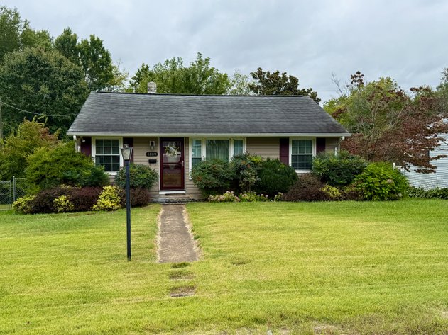Image for 3 BR/1 BA Home w/Fenced Yard Near Downtown Culpeper, VA--SELLING to the HIGHEST BIDDER via ONLINE ONLY BIDDING!!