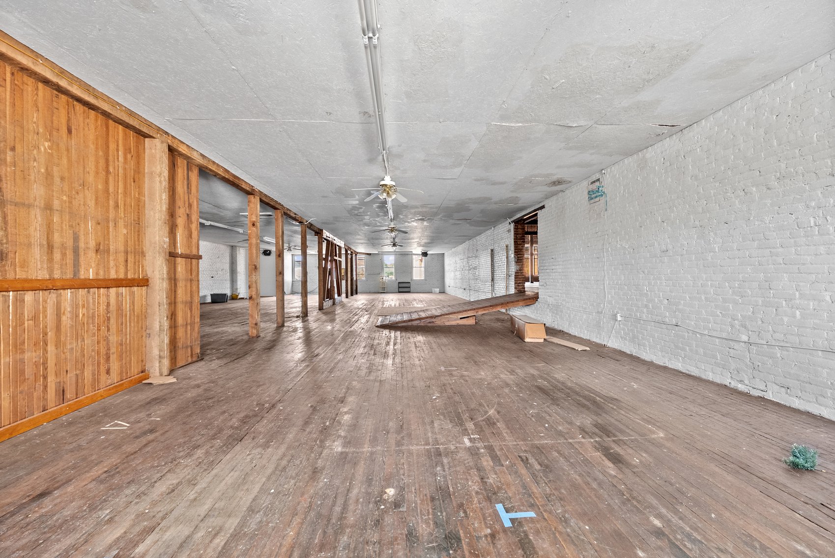 Image for HIGH BID HAS BEEN SUBMITTED FOR BANK APPROVAL: Large Commercial 2 Story Building in Downtown Historic Appomattox, VA--ONLINE ONLY BIDDING