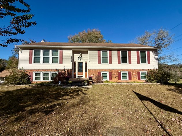 Image for 5 BR/3 BA Home w/Pool & Several Outbuildings on 1.9 +/- Acres in Culpeper. County, VA