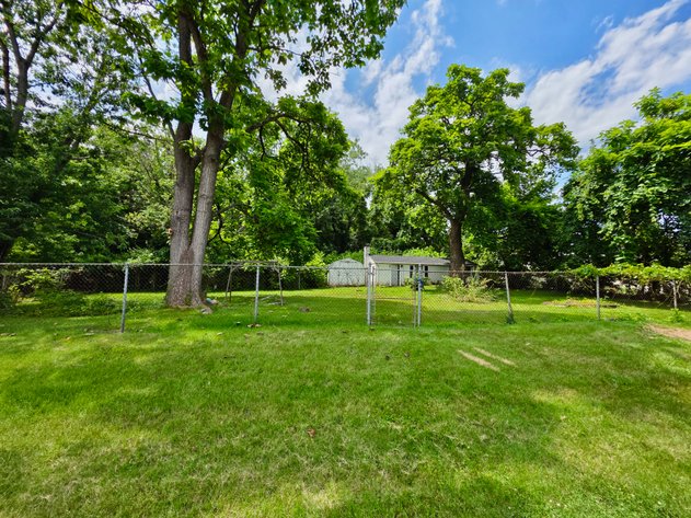 Image for 2 BR/2 BA Brick Home w/Full Basement on 1 +/- Acre Lot in the Cloverdale Area of Roanoke, VA--ONLINE ONLY BIDDING!!