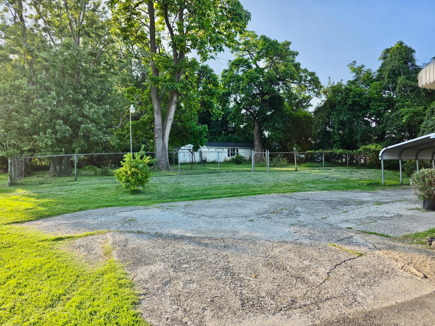 Image for 2 BR/2 BA Brick Home w/Full Basement on 1 +/- Acre Lot in the Cloverdale Area of Roanoke, VA--ONLINE ONLY BIDDING!!