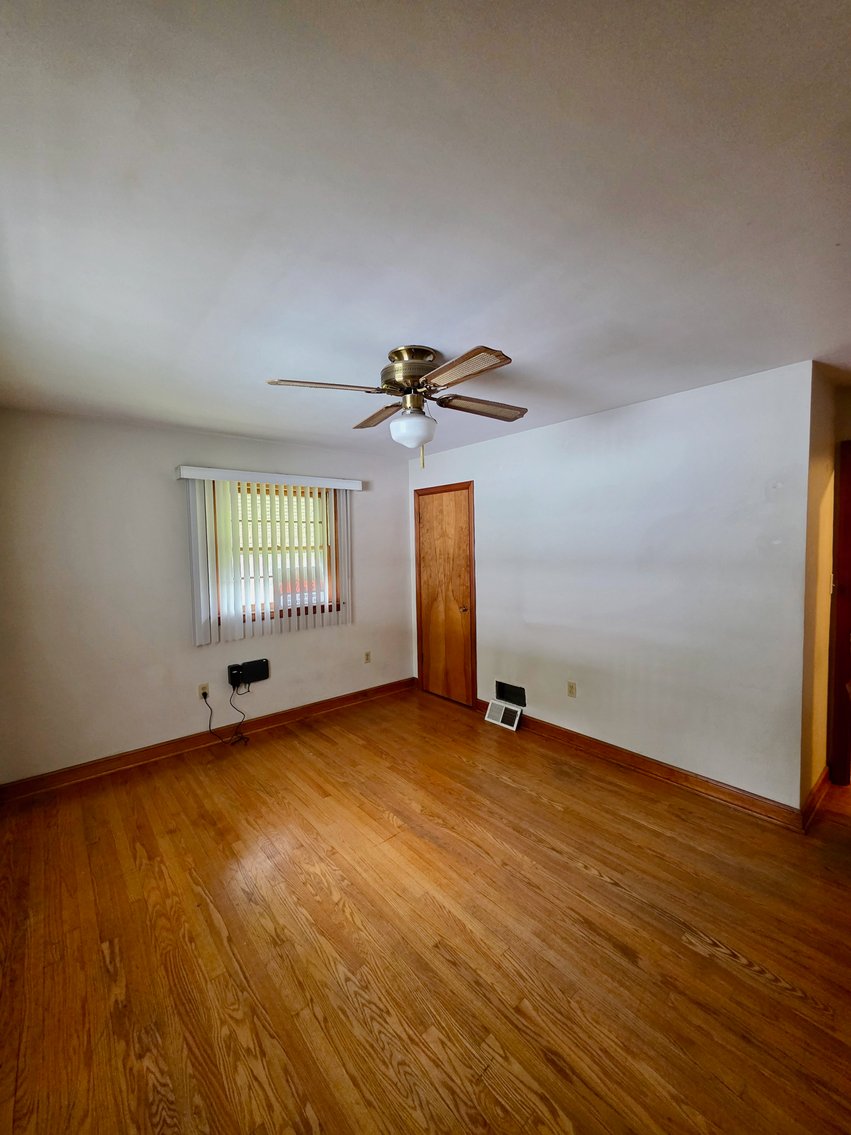 Image for 2 BR/2 BA Brick Home w/Full Basement on 1 +/- Acre Lot in the Cloverdale Area of Roanoke, VA--ONLINE ONLY BIDDING!!