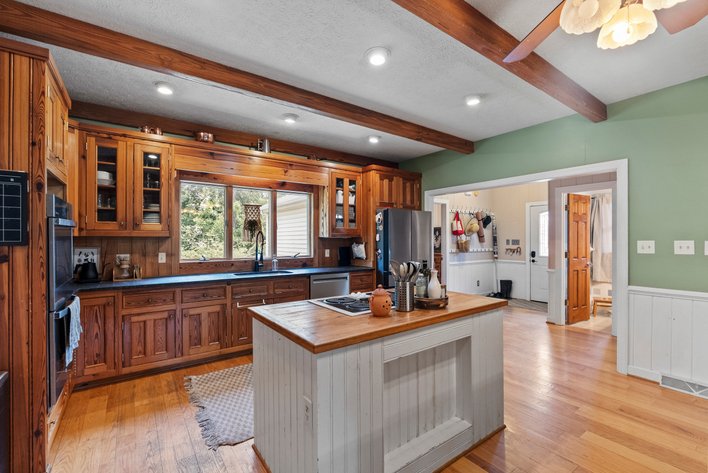 Image for 8 BR/5 BA Home with Finished Basement & Expansive 6-Bay Detached Garage on 6± Acres in Town off Timberlake Rd. – Lynchburg, VA
