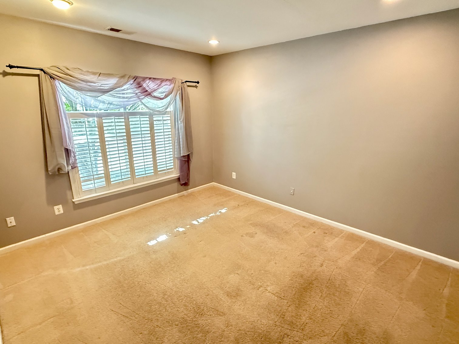 Image for 3 BR/2.5 BA End-Unit Villa in the 55+ Active Adult Community of Heritage Highlands--Loudoun County, VA