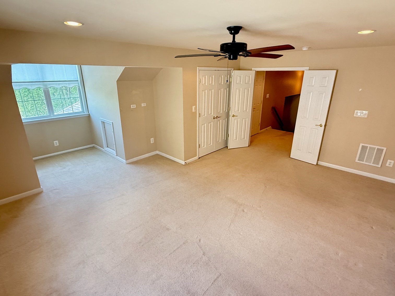 Image for 3 BR/2.5 BA End-Unit Villa in the 55+ Active Adult Community of Heritage Highlands--Loudoun County, VA