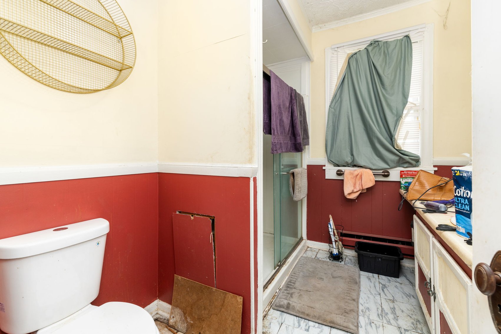 Image for 6 BR/2.5 BA Victorian Style Home on .44 +/- Acre Lot in the Town of Victoria, VA--SELLING to the HIGHEST BIDDER via ONLINE ONLY BIDDING!!