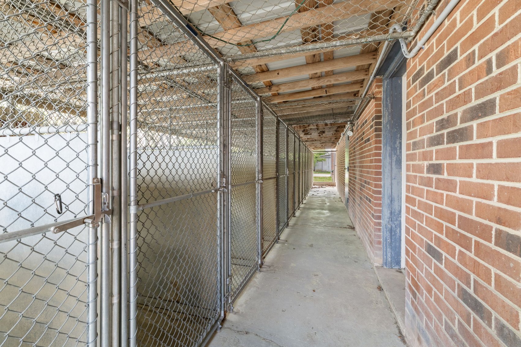 Image for 4,125 +/ sf. Commercial Building w/240' +/- of Road Frontage on 1.25 +/- Acres in Lunenburg County, VA--ONLINE ONLY BIDDING!!