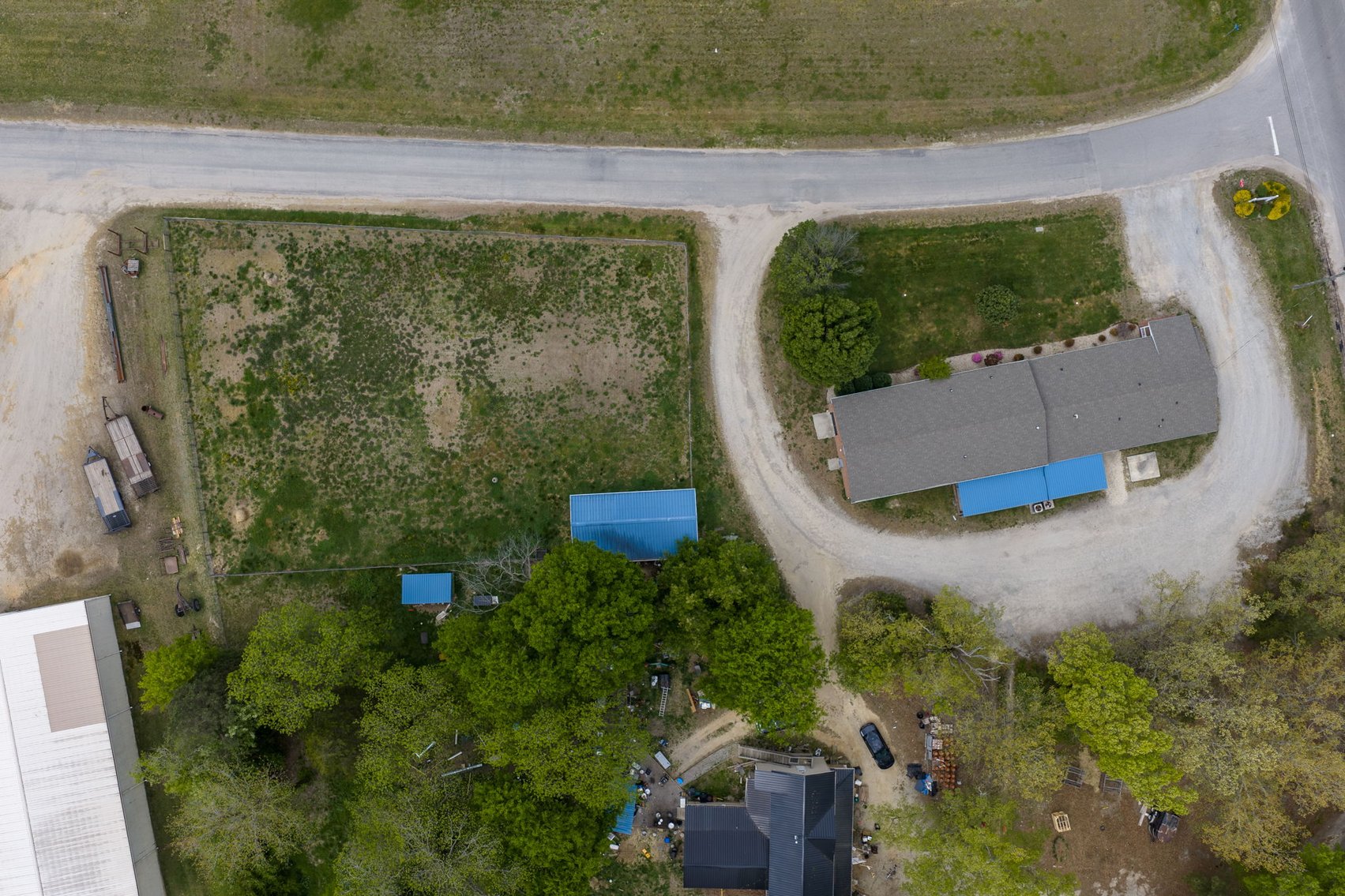 Image for 4,125 +/ sf. Commercial Building w/240' +/- of Road Frontage on 1.25 +/- Acres in Lunenburg County, VA--ONLINE ONLY BIDDING!!