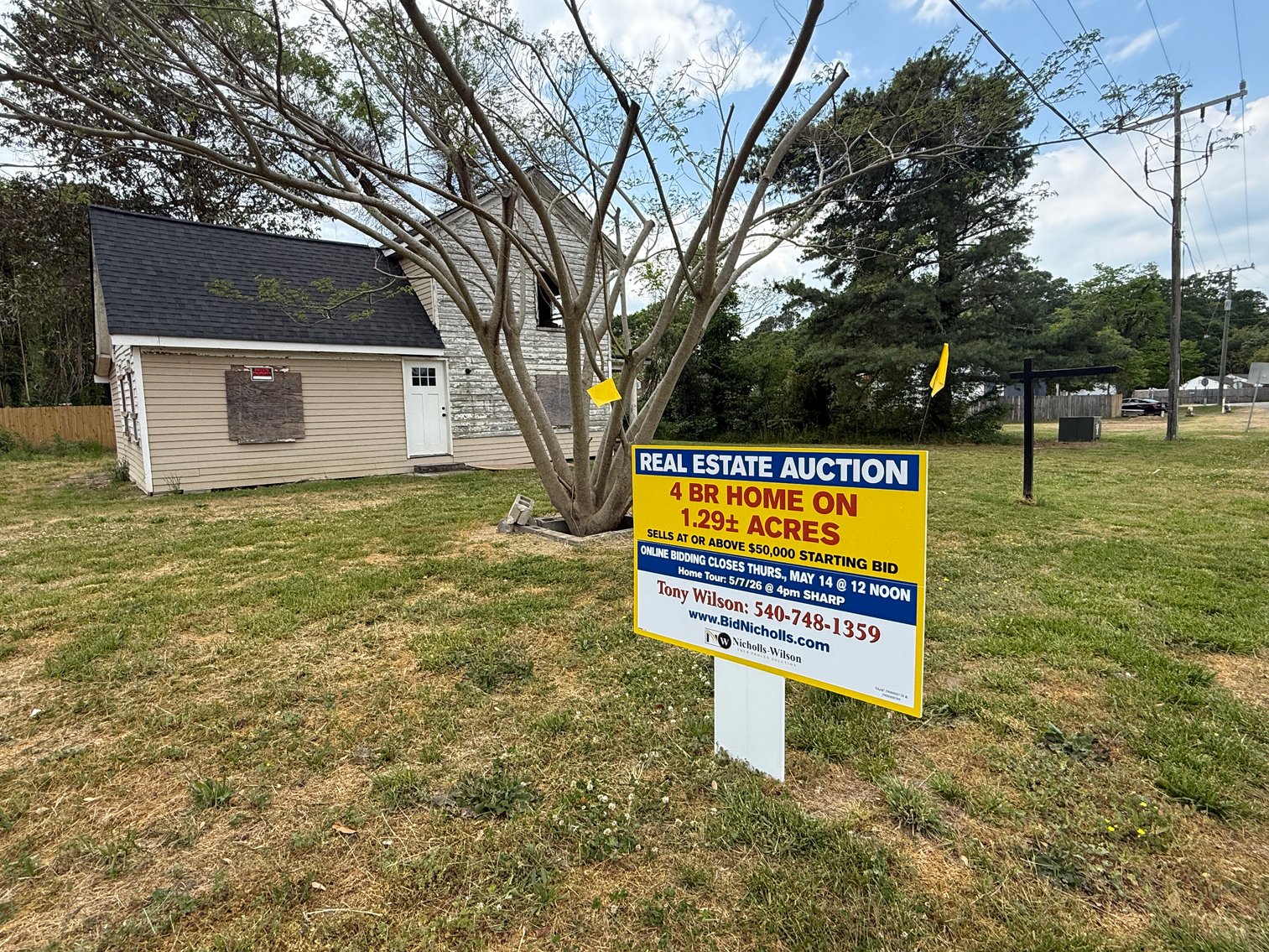 Image for 4 BR Restoration Project Home on 1.29 +/- Acres in Gloucester County, VA--ONLINE ONLY BIDDING!!