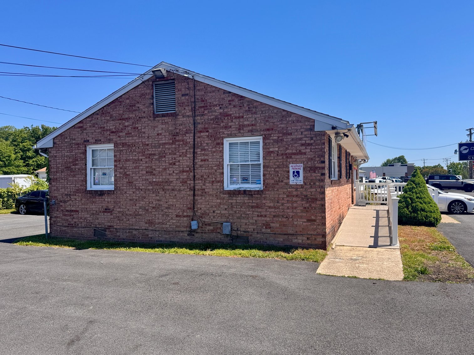 Image for Income Producing Commercial Brick Building on .39 +/- Acres w/Rts. 1 & 208 Visibility--ONLINE ONLY BIDDING!!