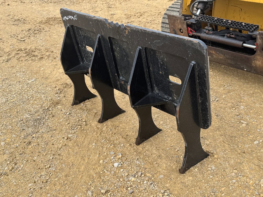 Image for Farm & Construction Equipment Consignment Auction!
