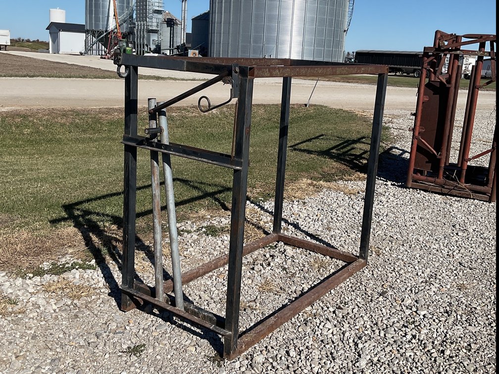 Mini grooming chute