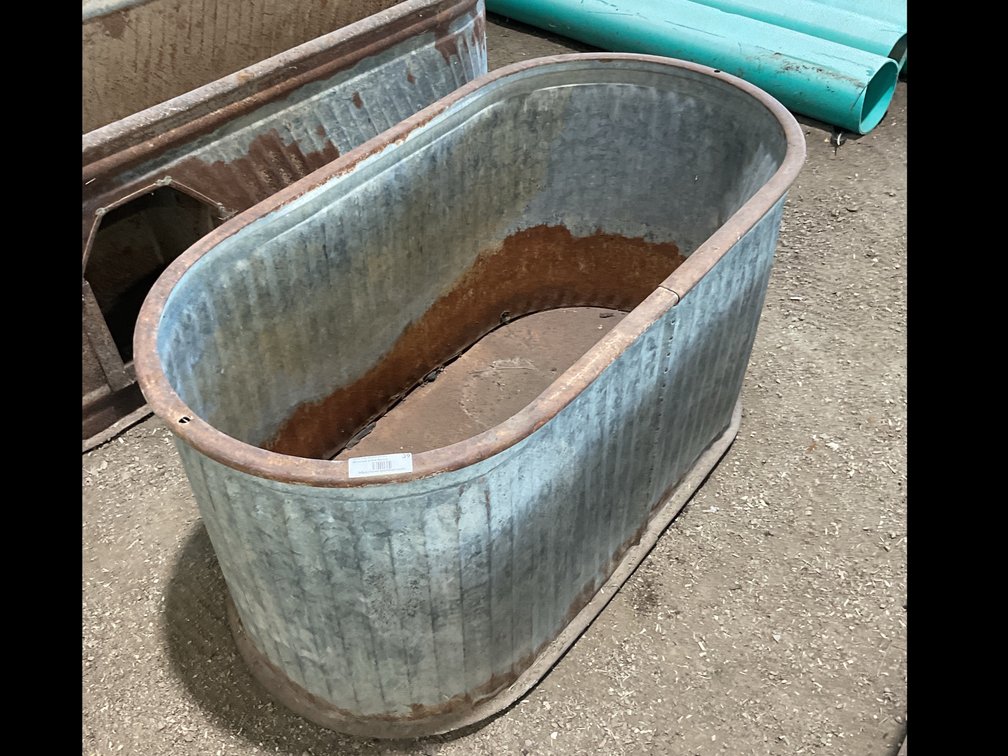 4’ water tank