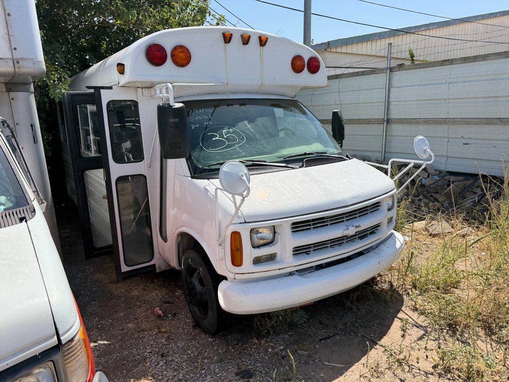 2000 Chevrolet Express Van