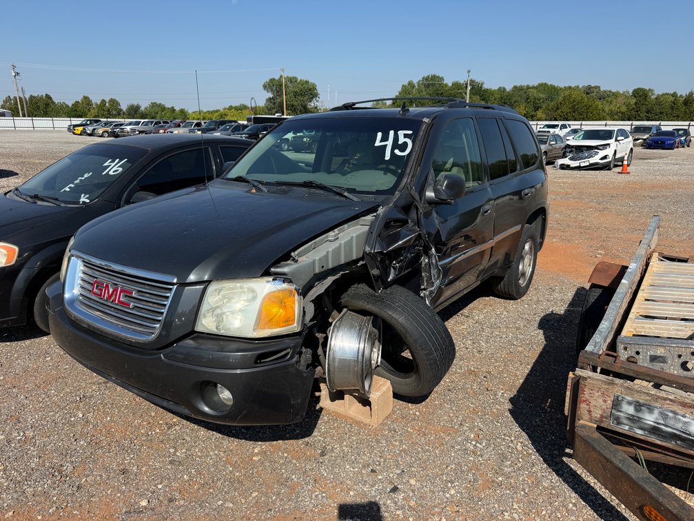 2007 GMC Envoy Multipurpose Vehicle (MPV)