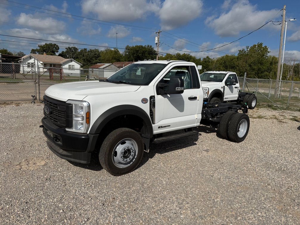 2025 Ford F-550 Truck