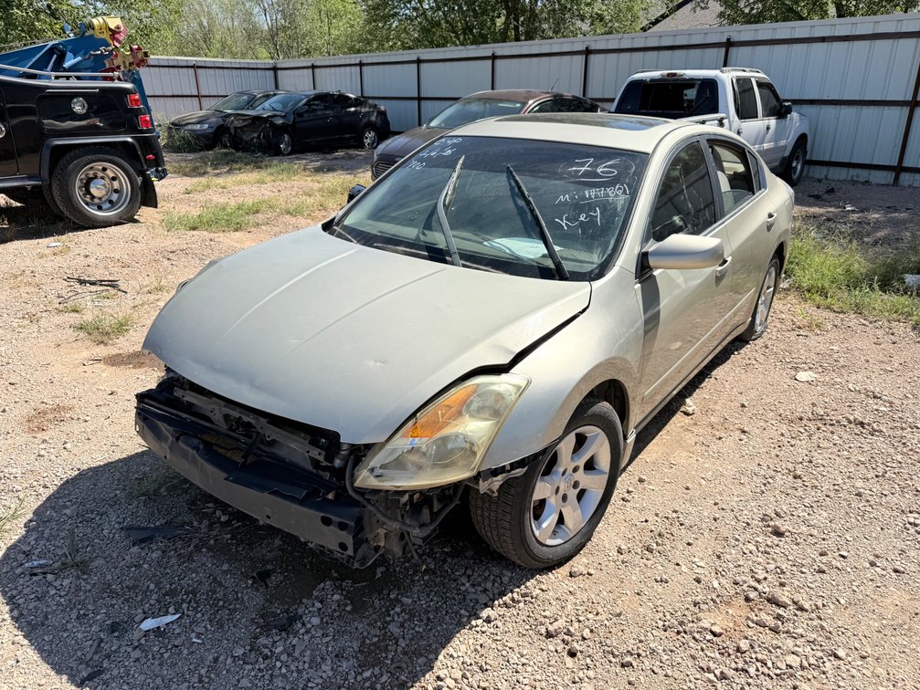 2009 Nissan Altima Passenger Car
