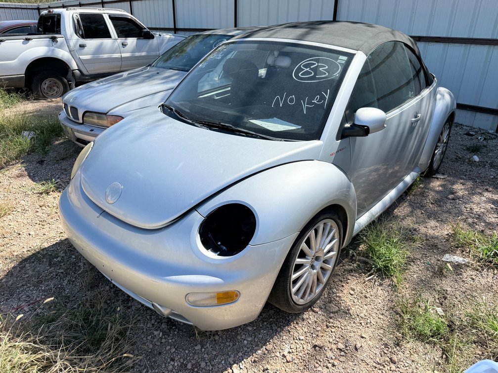 2003 Volkswagen New Beetle Passenger Car