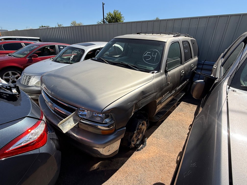 2001 Chevrolet Tahoe Multipurpose Vehicle (MPV)