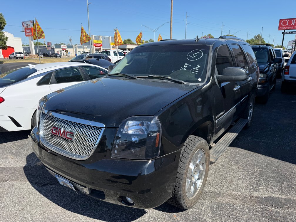 2008 GMC Yukon Multipurpose Vehicle (MPV)