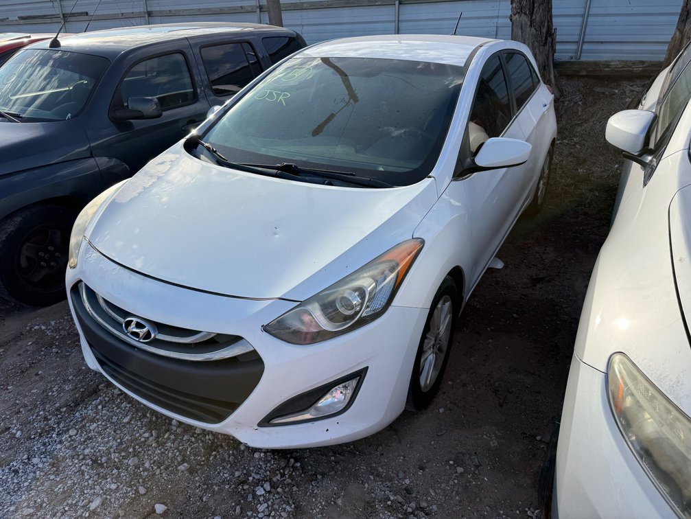 2014 Hyundai Elantra GT Passenger Car