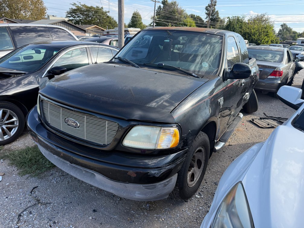 2003 Ford F-150 Pickup Truck