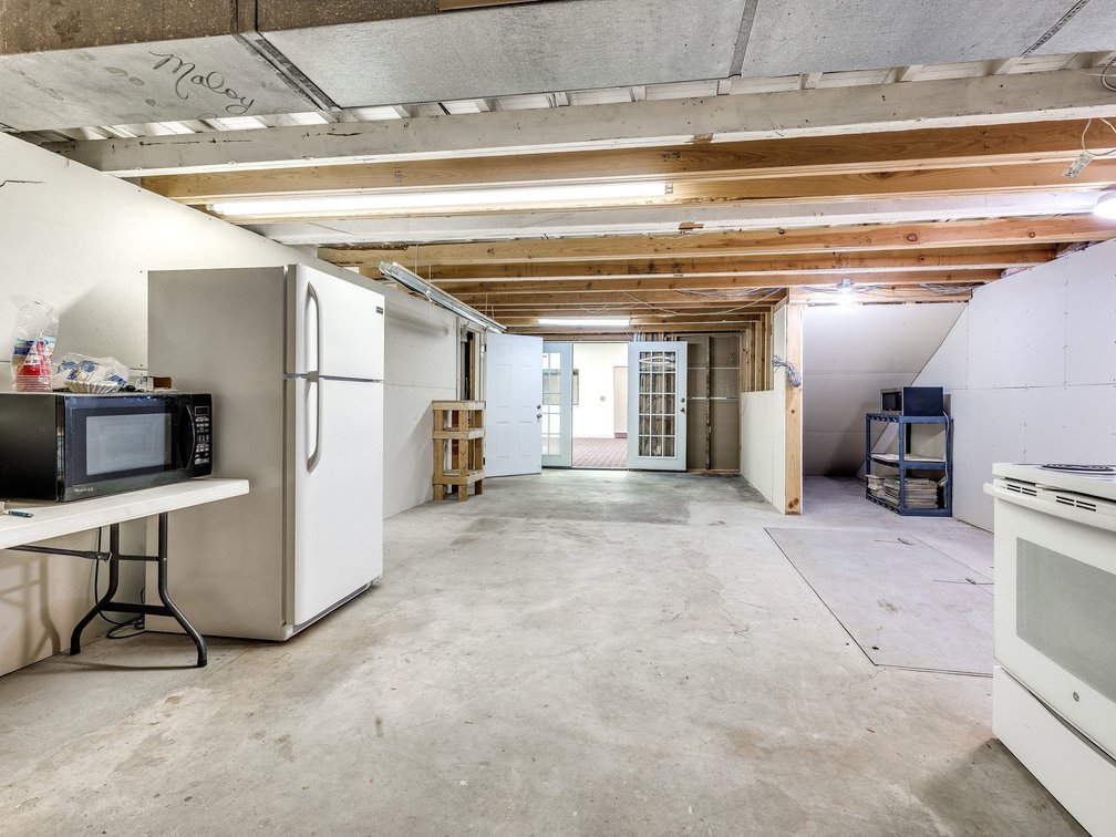 Image for 13,000' Commercial Property