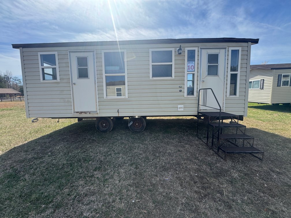 1998 Park Model Camper #10 Unit #14-210
