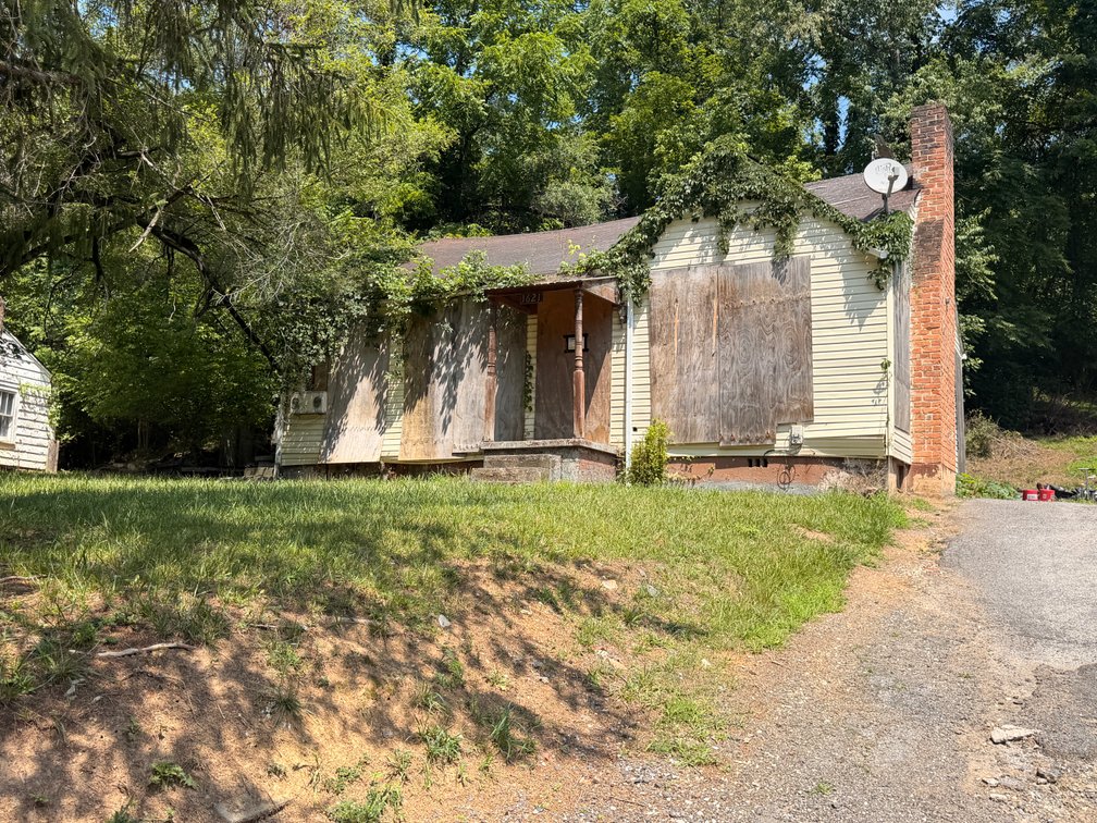 Nathaniel Cline Felty, et al., 1621 Lee Hwy., Tax Map ID 072-104-0000-0003