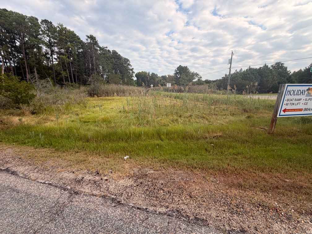 Frederick D. Blake &  Patricia T. Suttle, 0.2108 acre +/- on Severn Wharf Road, Tax Map ID 52-240E
