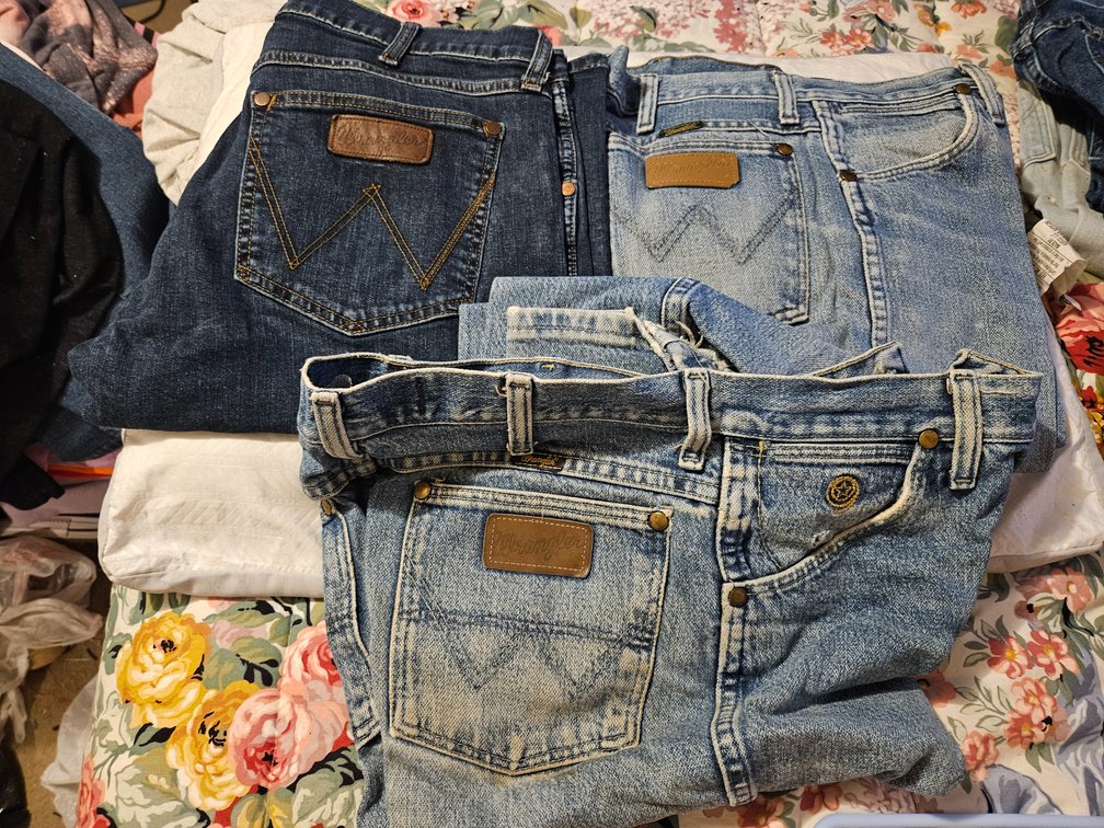 Assorted Blue jeans