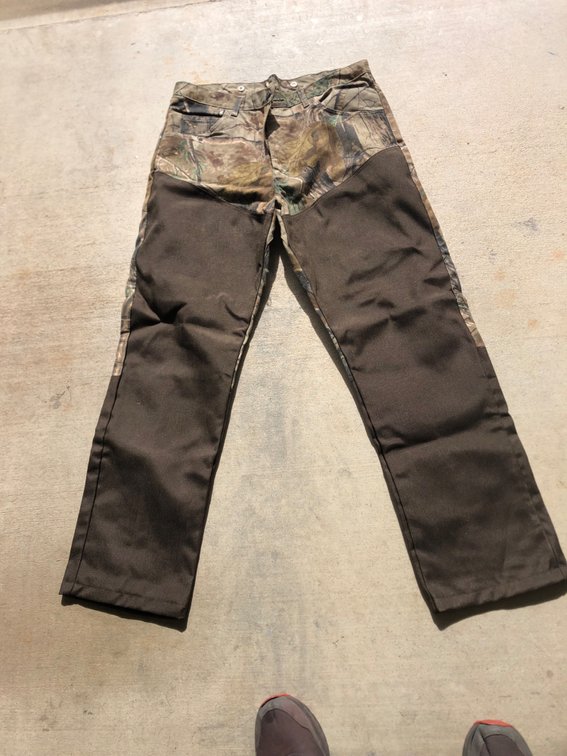 Hunting brush guard camouflage pants