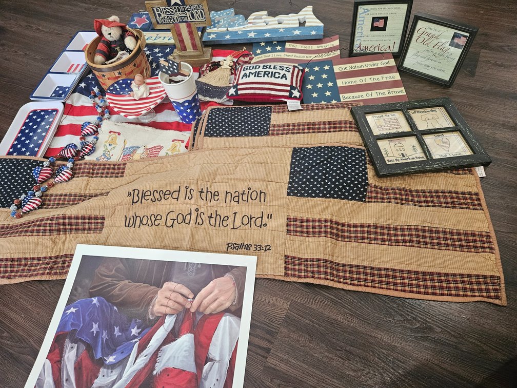 Assorted Patriotic Americana Home Decor Collection