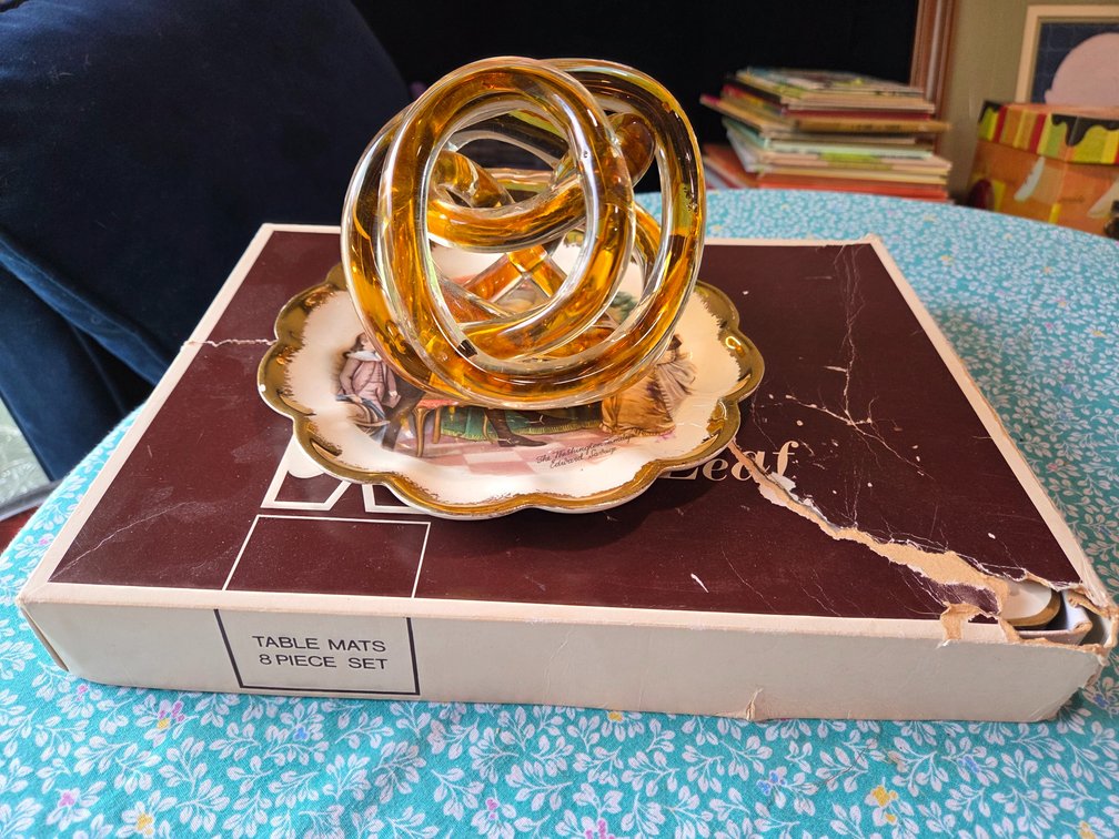 Clover Leaf Table Mats, Commemorative Plate And Art Glass