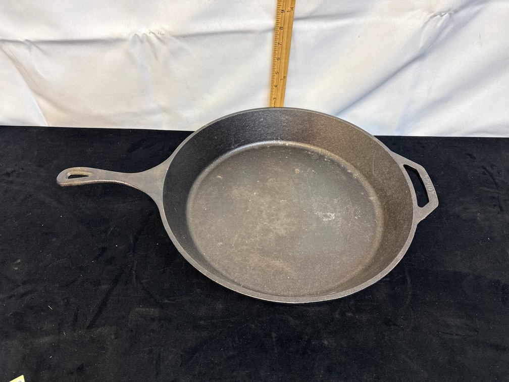 14” Lodge Cast Iron Skillet