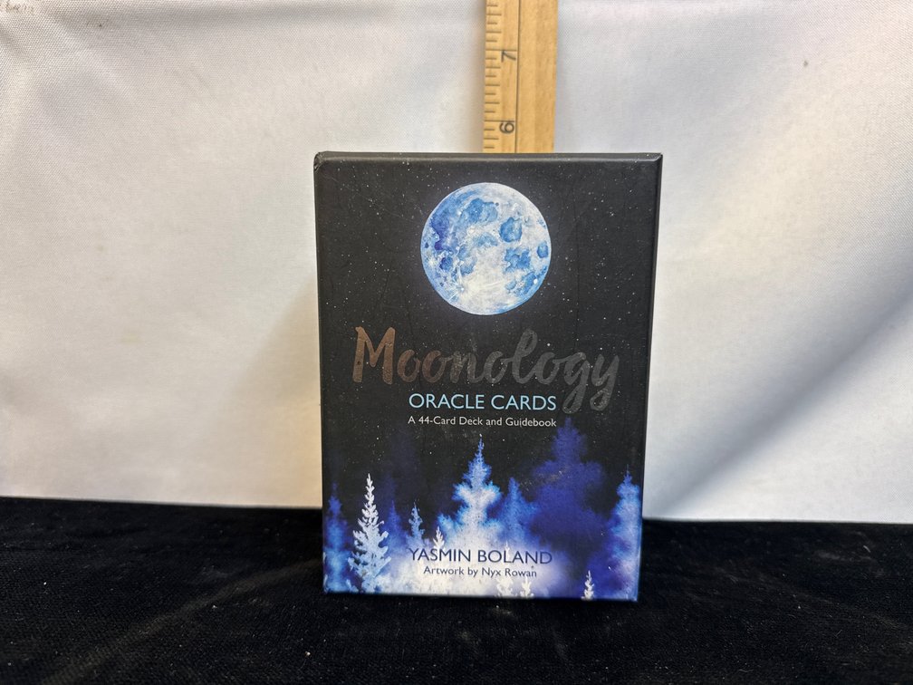 Moonology Orical Cards