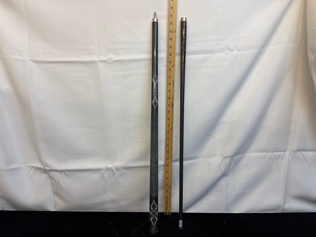 Easton Pool Cue