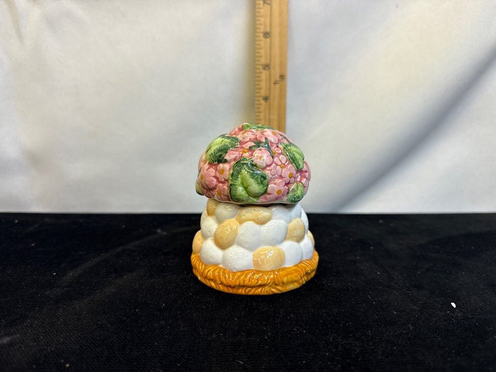 Salt or Pepper Shaker
