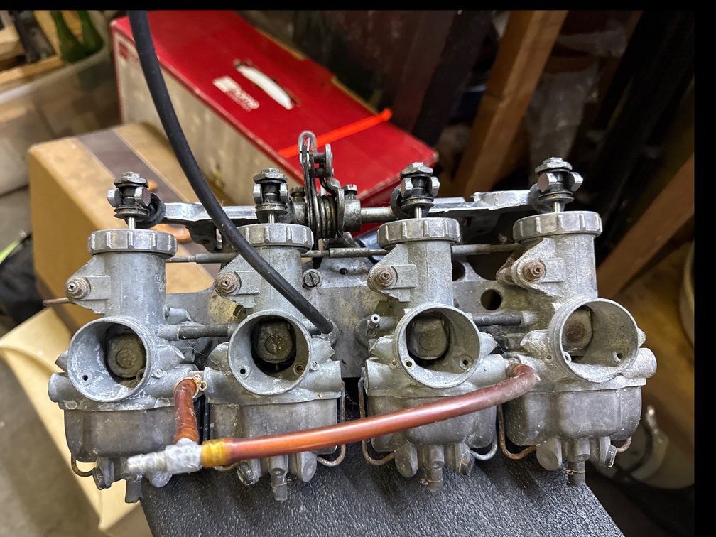 CBR 750 Carburetor