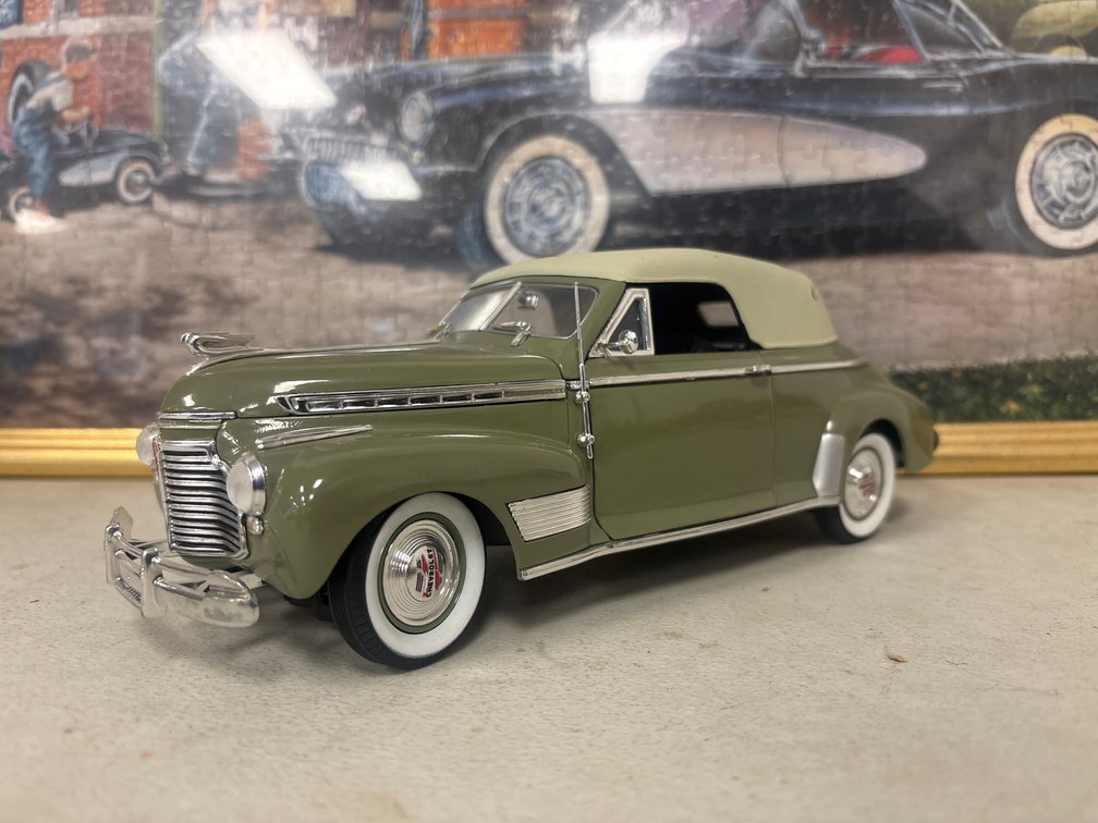 1941 Chevrolet Deluxe (1:18)
