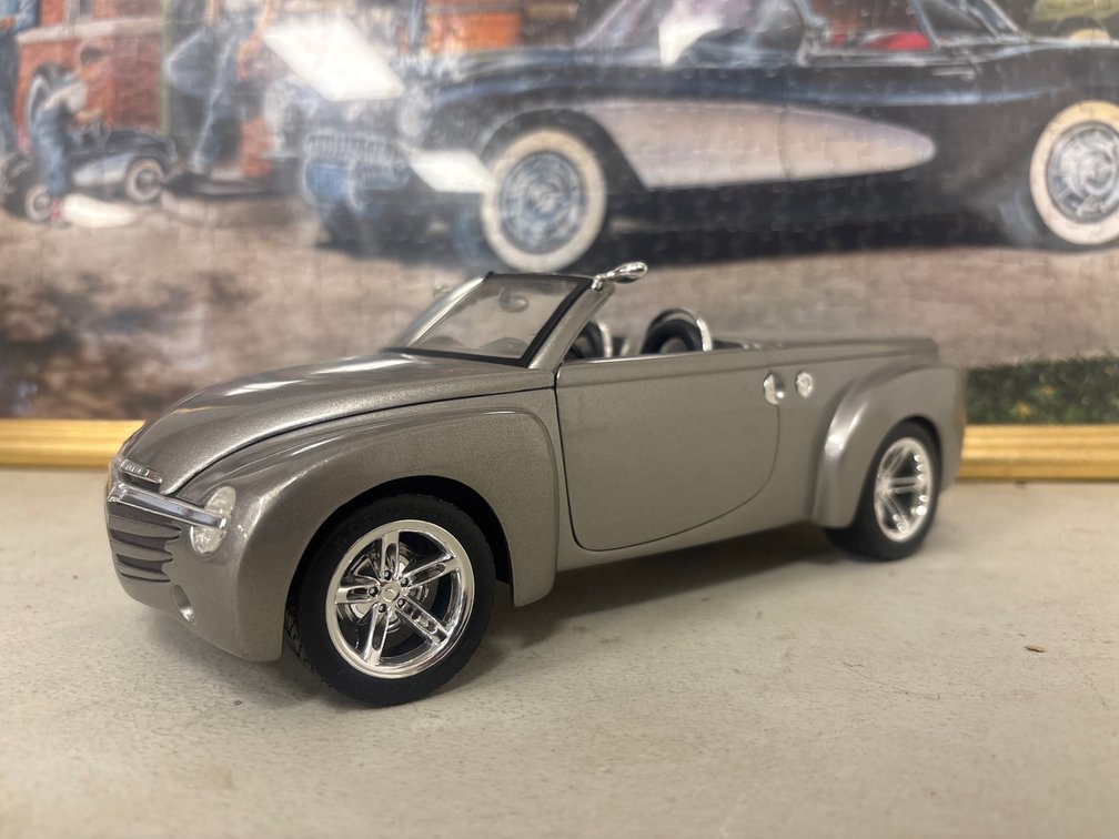 2000 Chevrolet SSR (1:18)