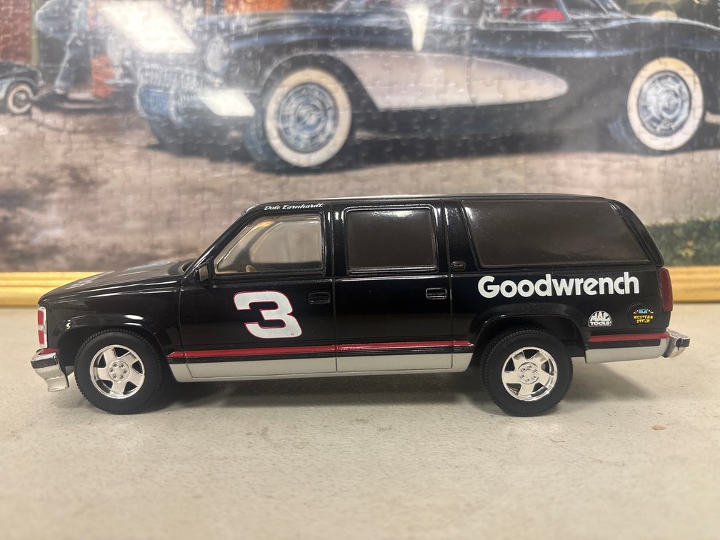 1993 Suburban Goodwrench Bank