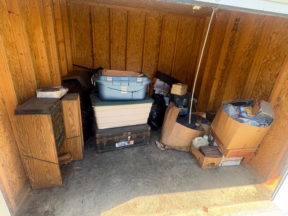 Image for Carlyle Storage Unit Auction