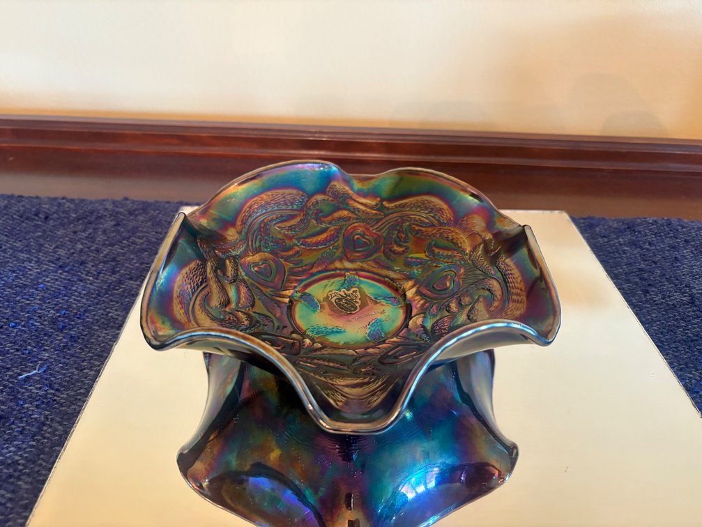 Fenton "Hearts & Vines" Carnival Glass Bowl