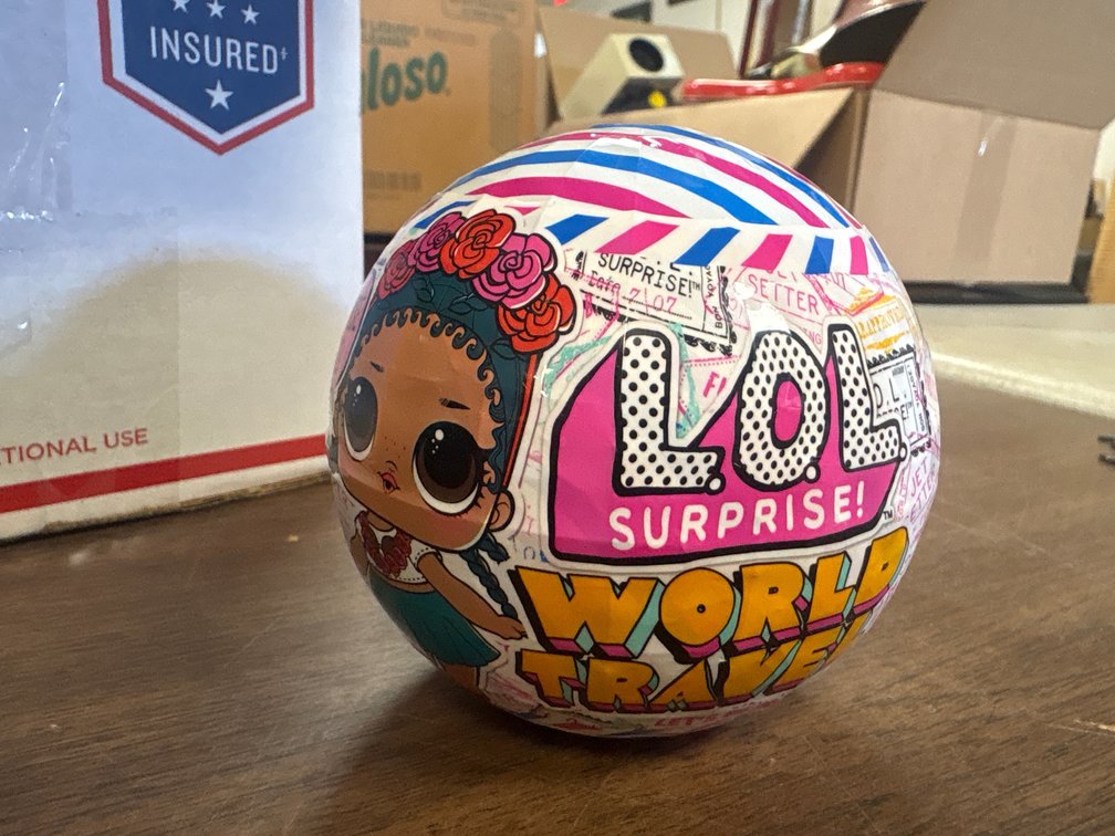 LOL Surprise! World Travel