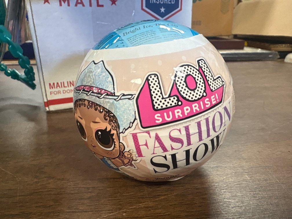 LOL Surprise! Fashion Show