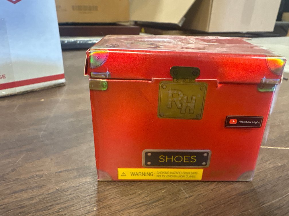 Rainbow High Mini Accessories Studio Shoes