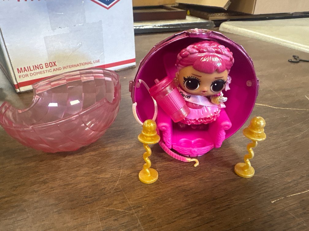 LOL Surprise! Grand Queen
