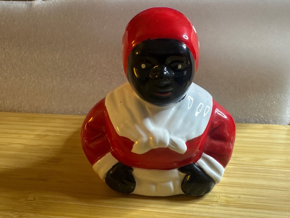 Black Americana Mammy Ceramic Sponge Holder