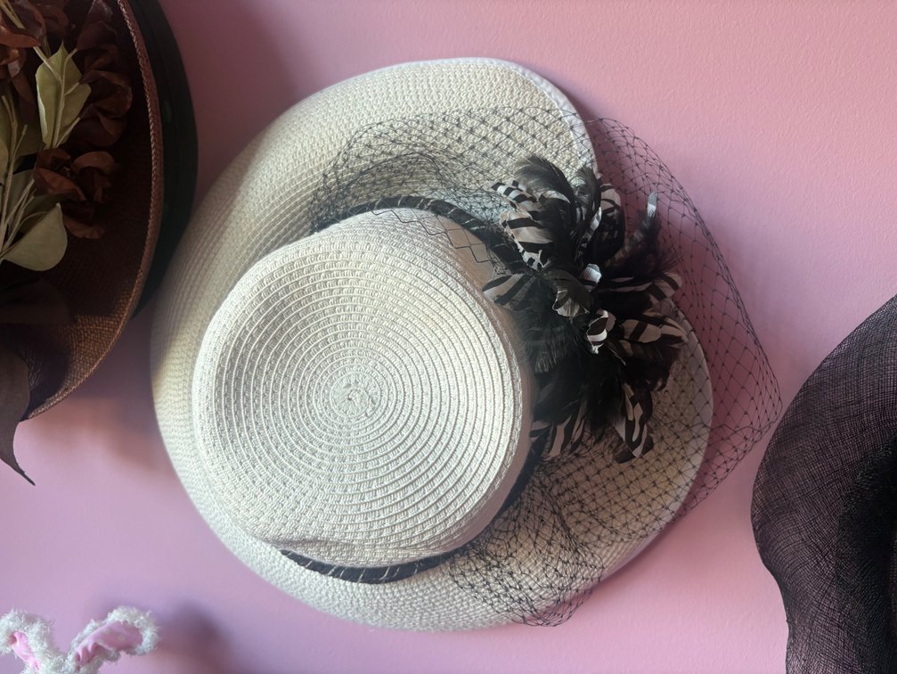 White Hat w/Black Netting, Bow & Feathers